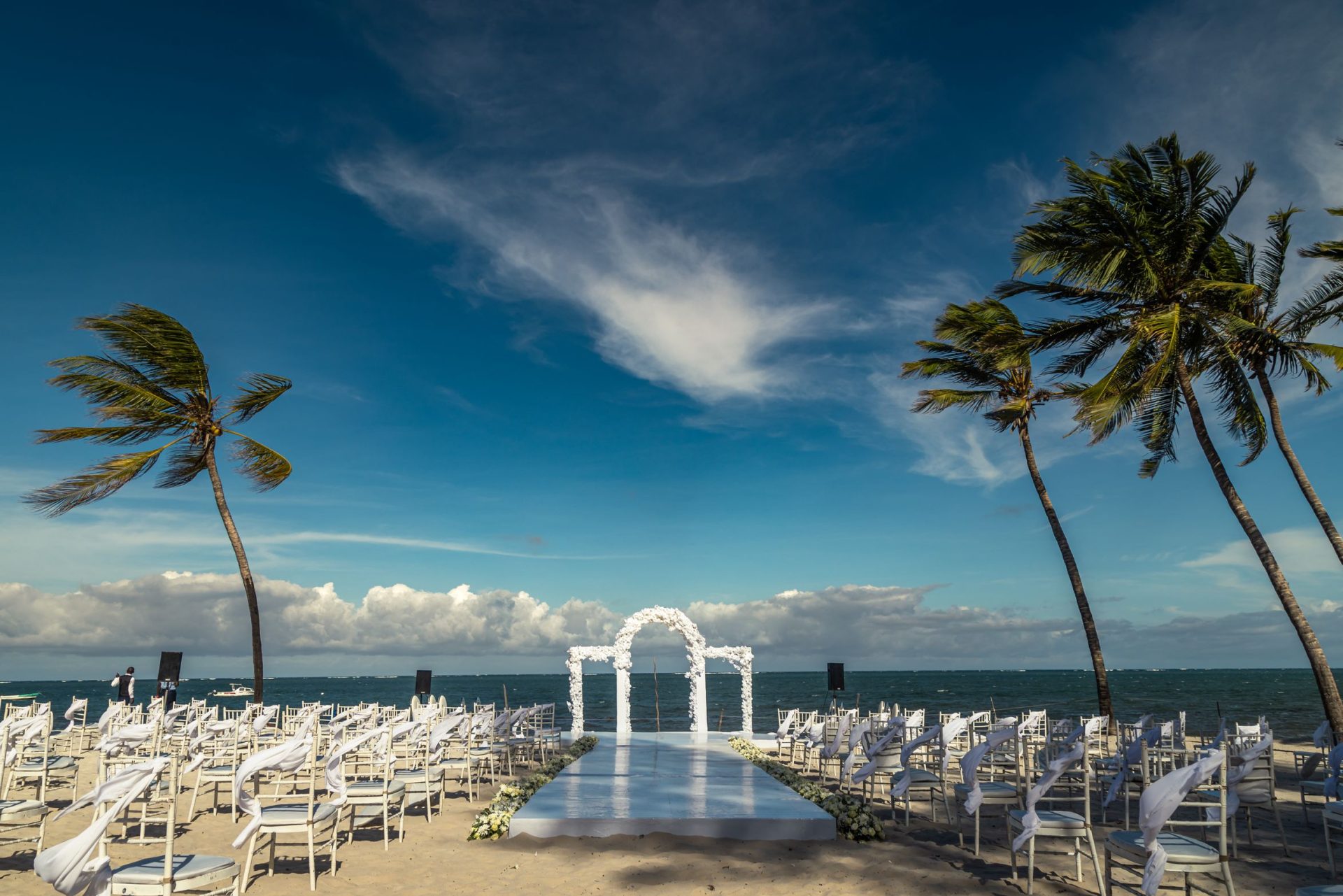 Prideinn_paradise_beach_wedding